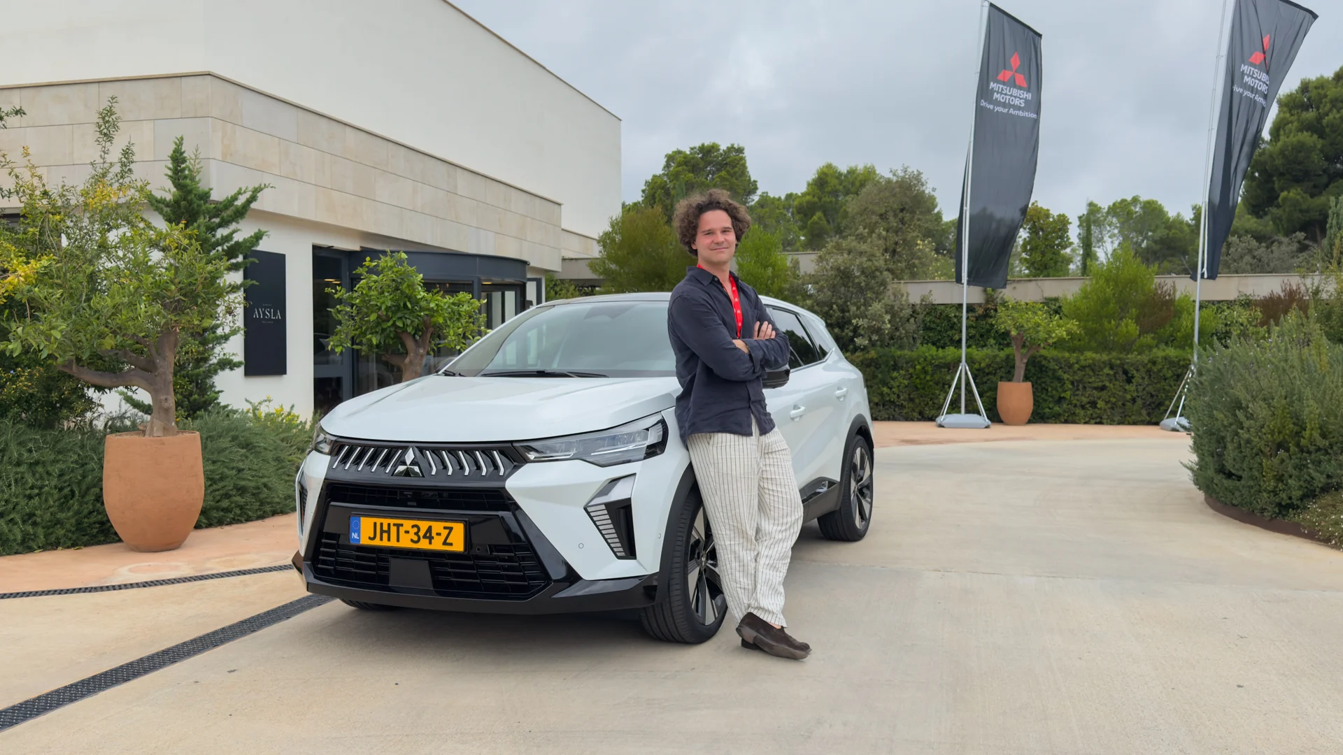 Mitsubishi-Grandis-11