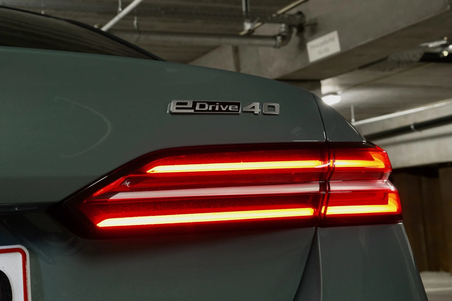 TEST BMW i5 eDrive40 42