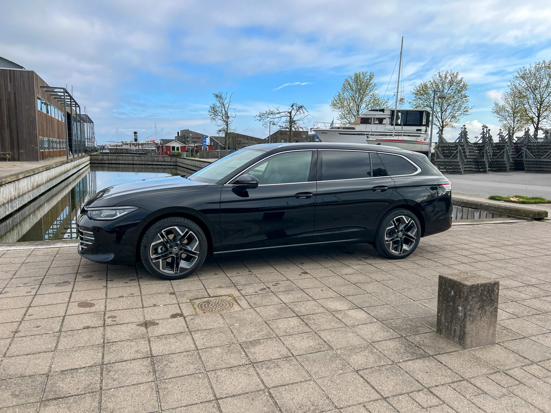 VW-Passat-Variant-07-1