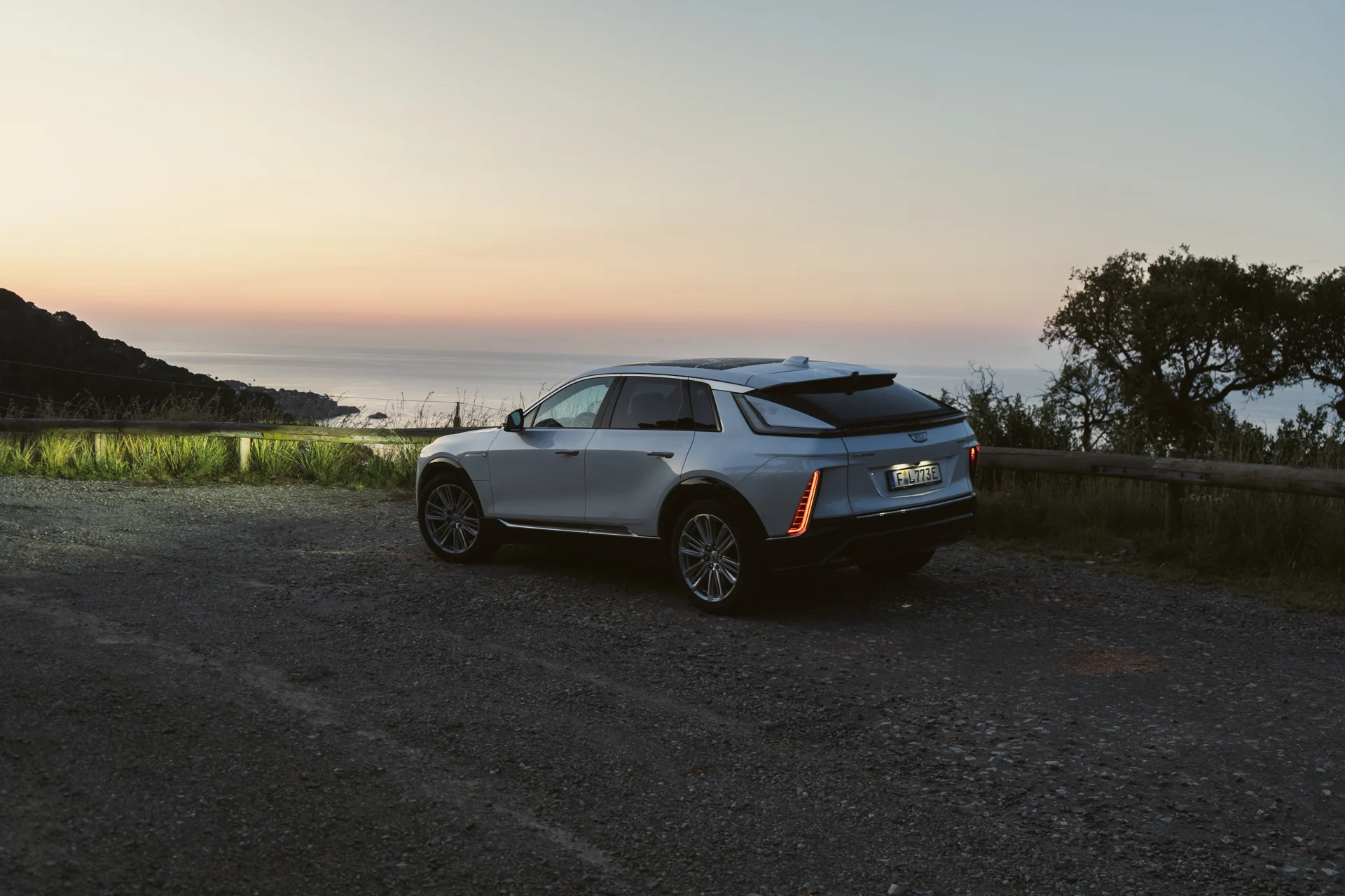 Cadillac-Lyriq-25