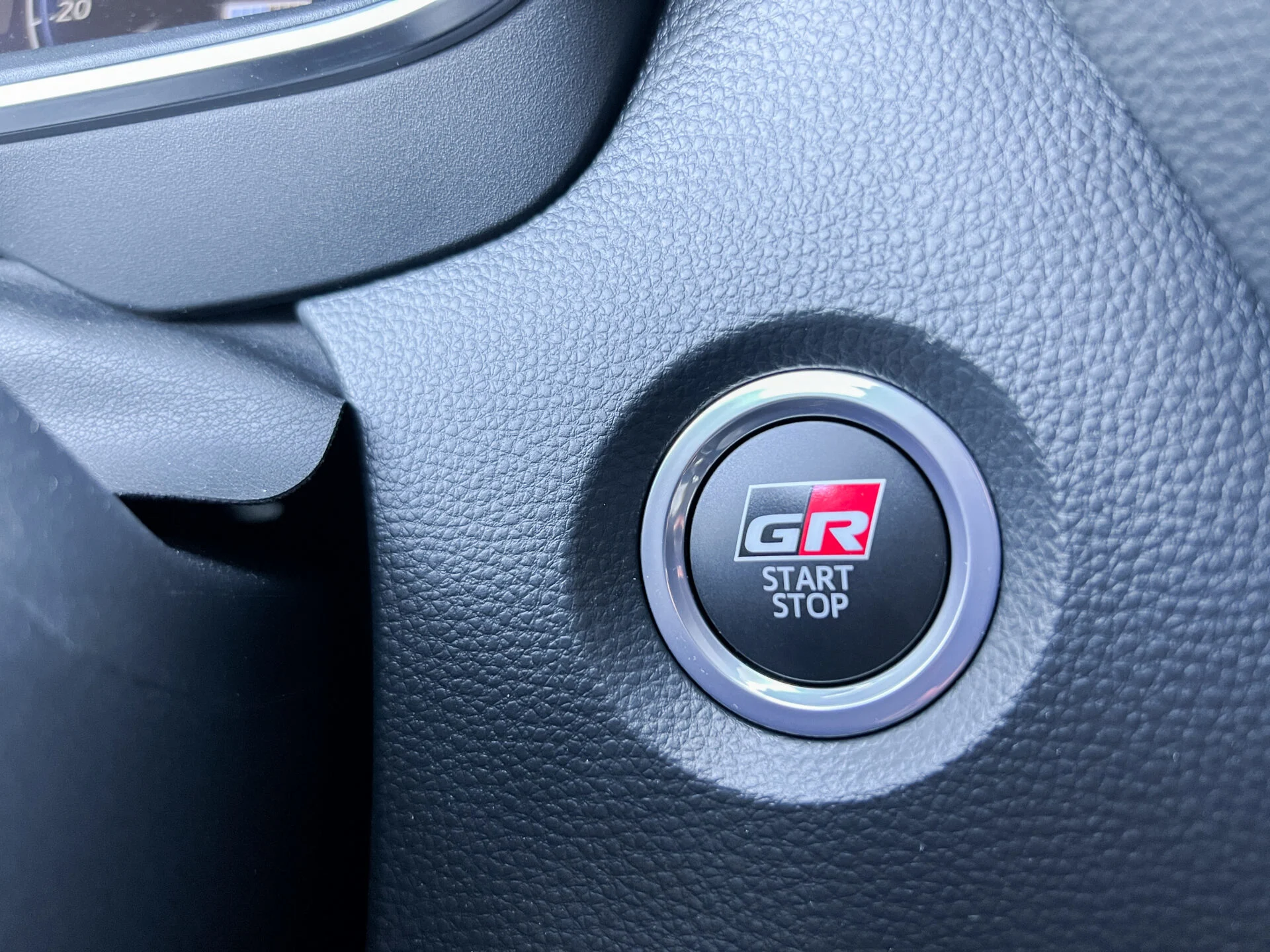 Toyota-Corolla-Touring-Sports-GR-Sport-08