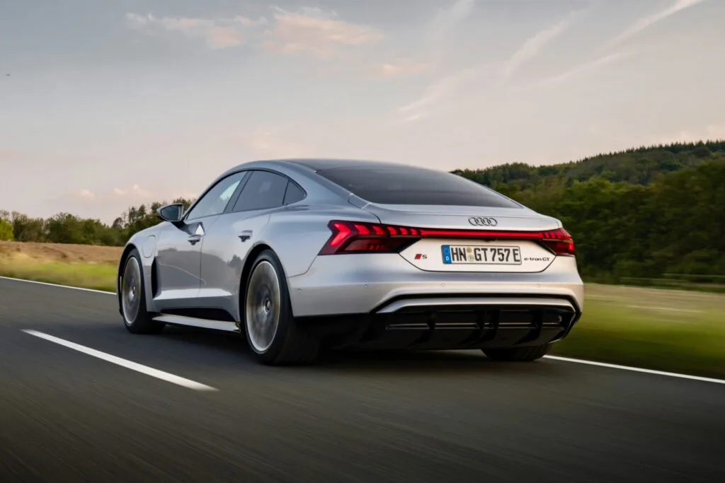 Audi e-tron GT (6)