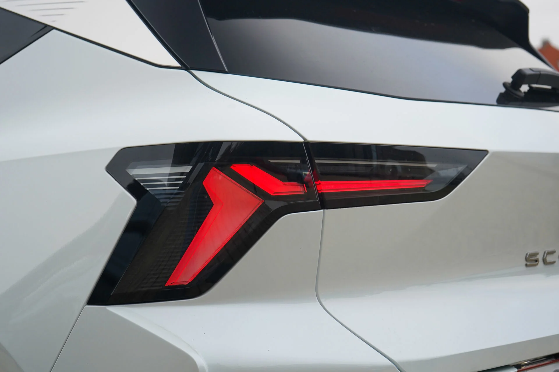 Ford Explorer vs Renault Scenic E-Tech-34