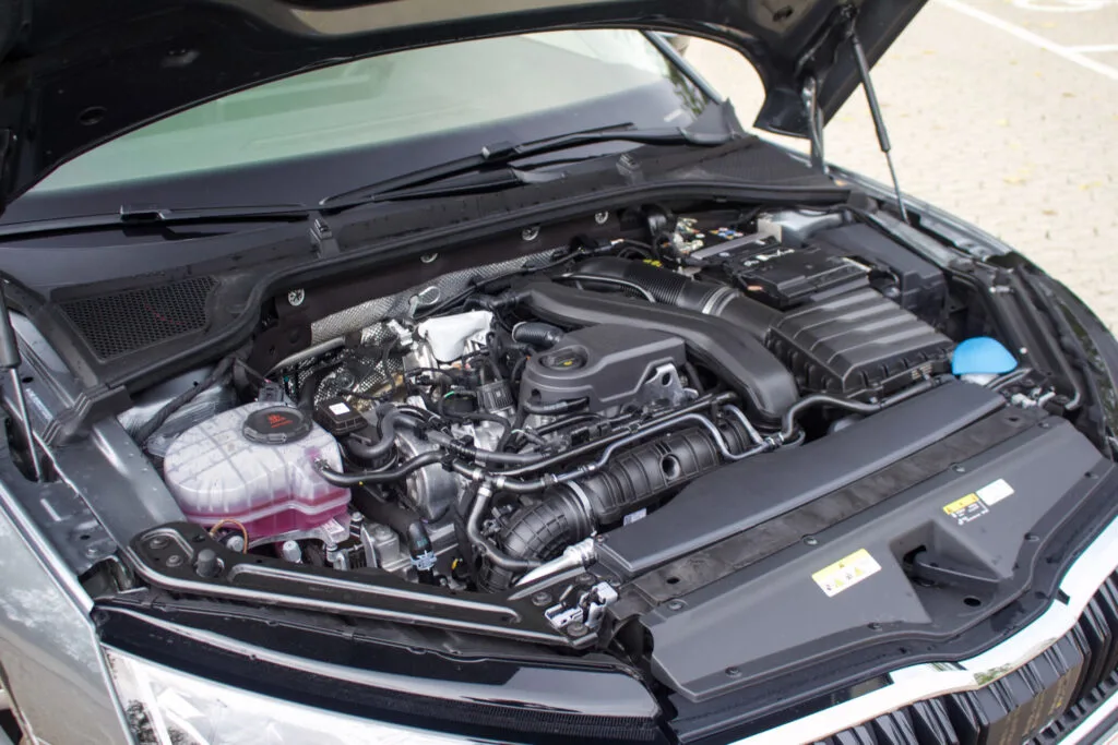 Motor i Skoda Octavia Combi
