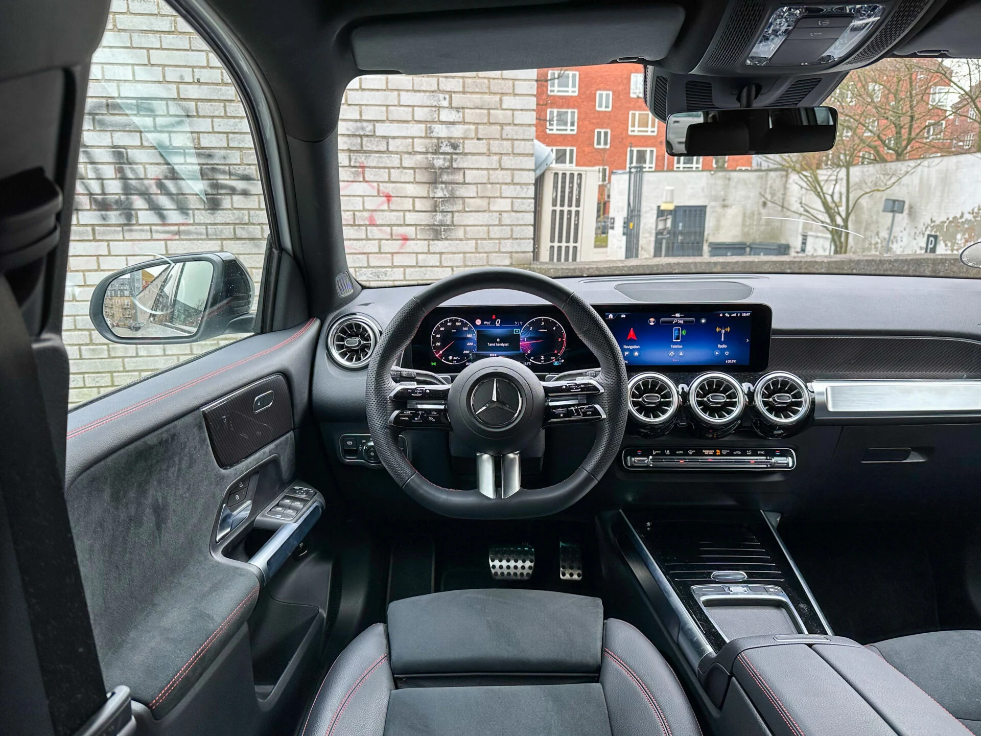 Mercedes-Benz GLB 220d-05