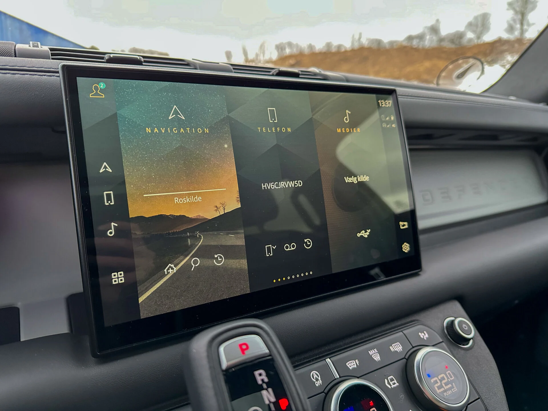 Land Rover Defender 130-40