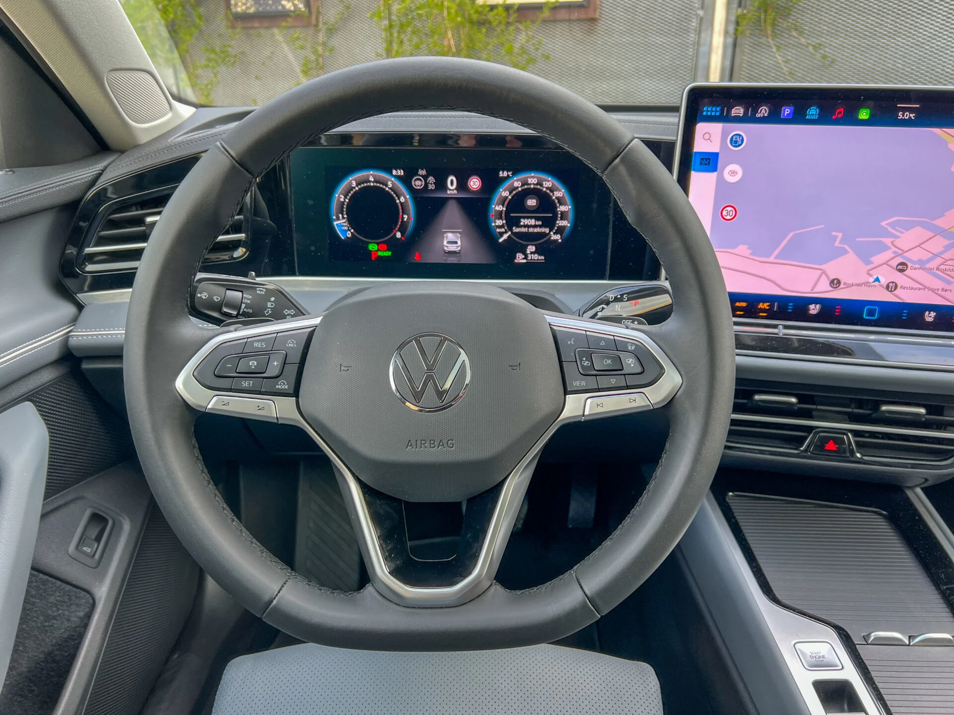 VW-Passat-Variant-22