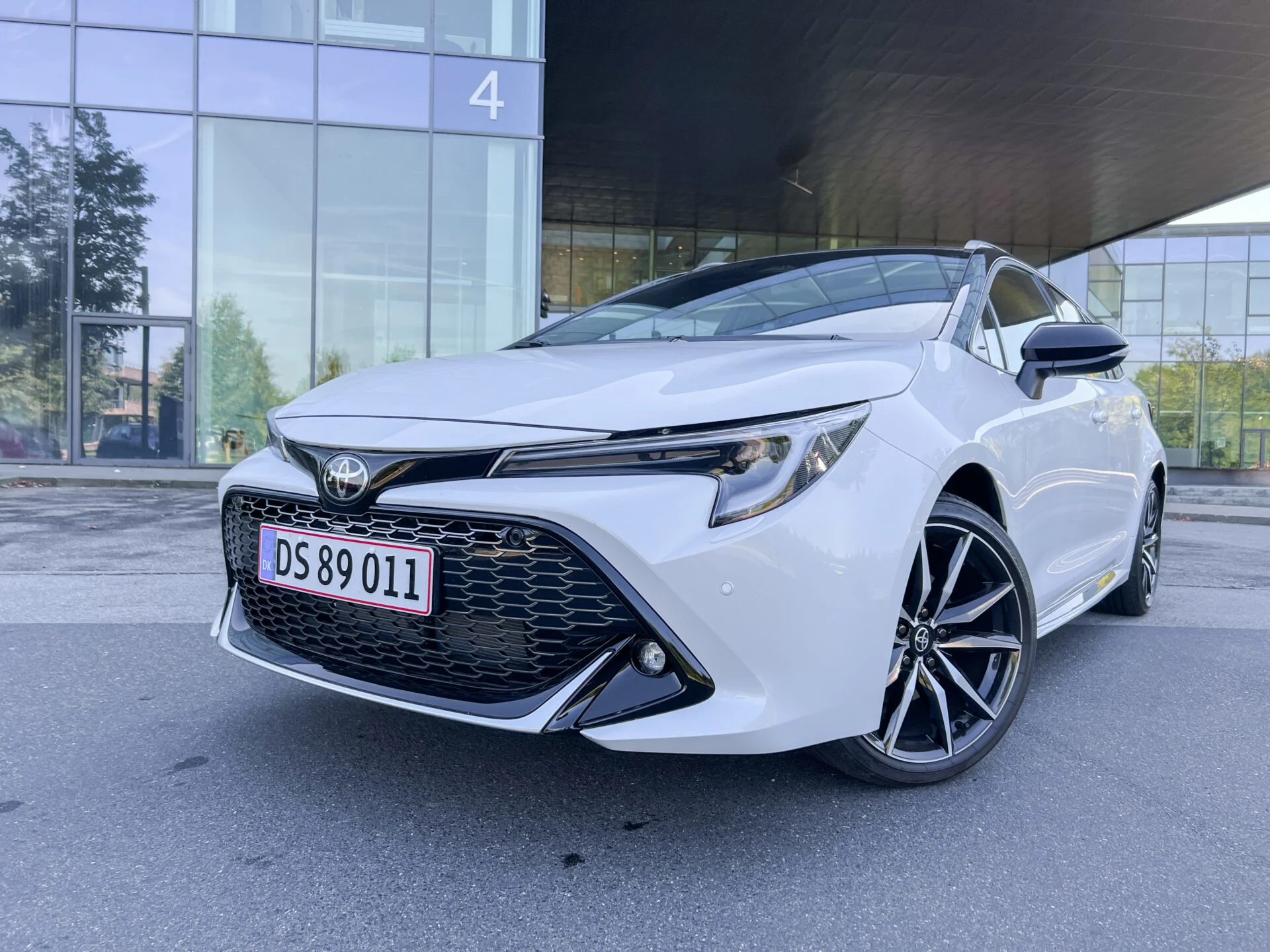 Toyota Corolla Touring Sports GR Sport-33