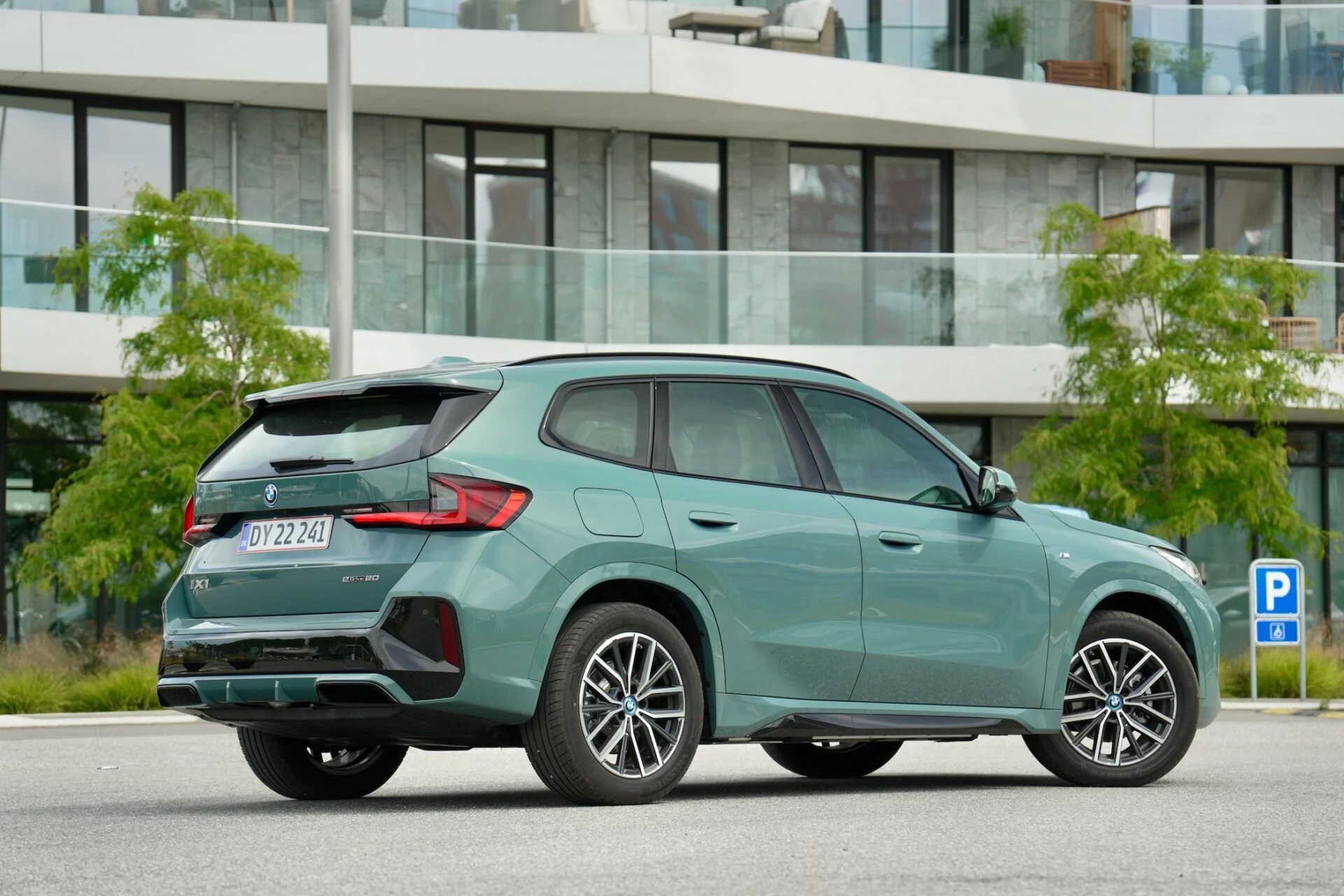 TEST BMW iX1 eDrive20 FC MBB34