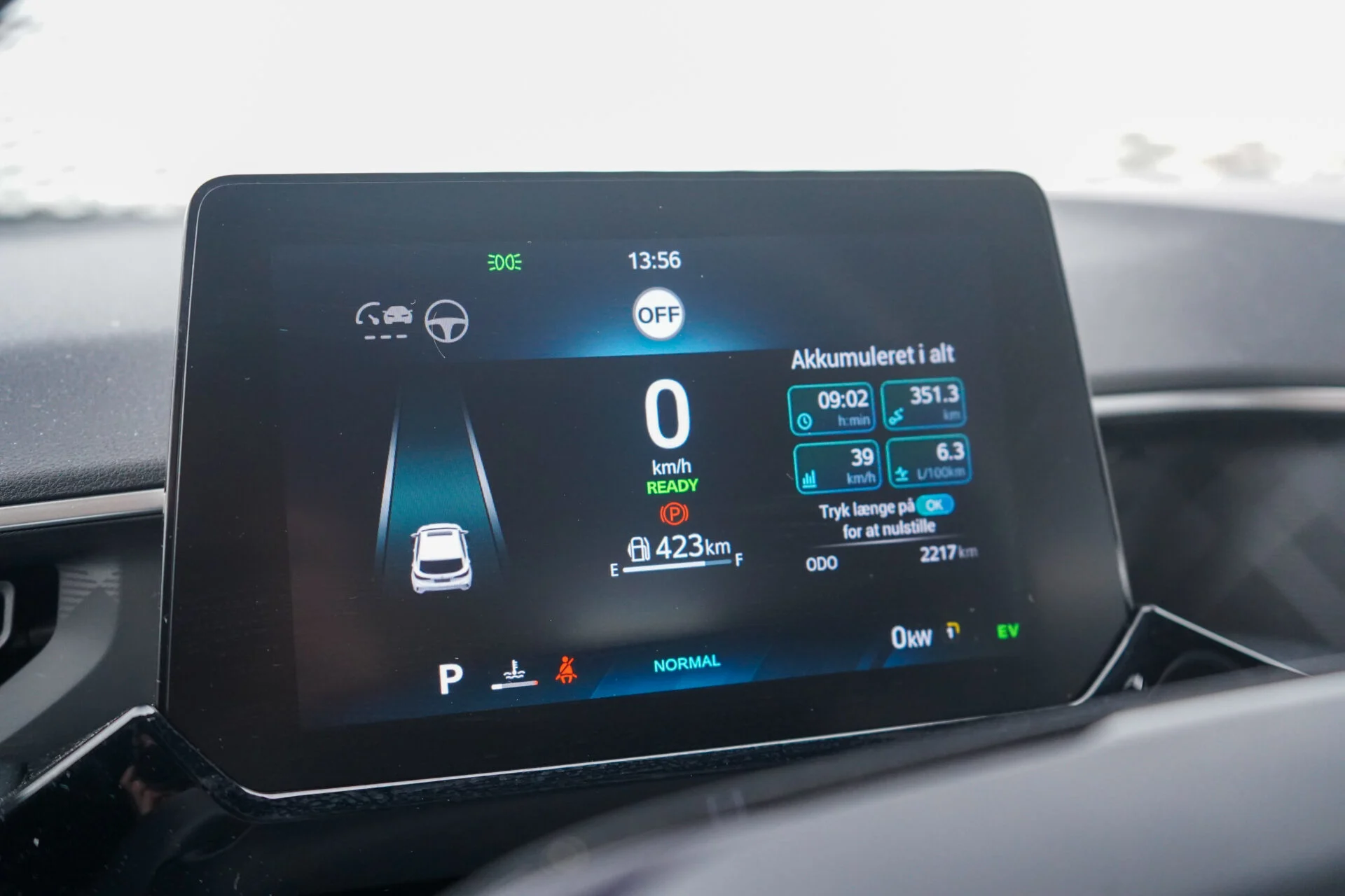 MG3 Hybrid vs Toyota Yaris Hybrid-23