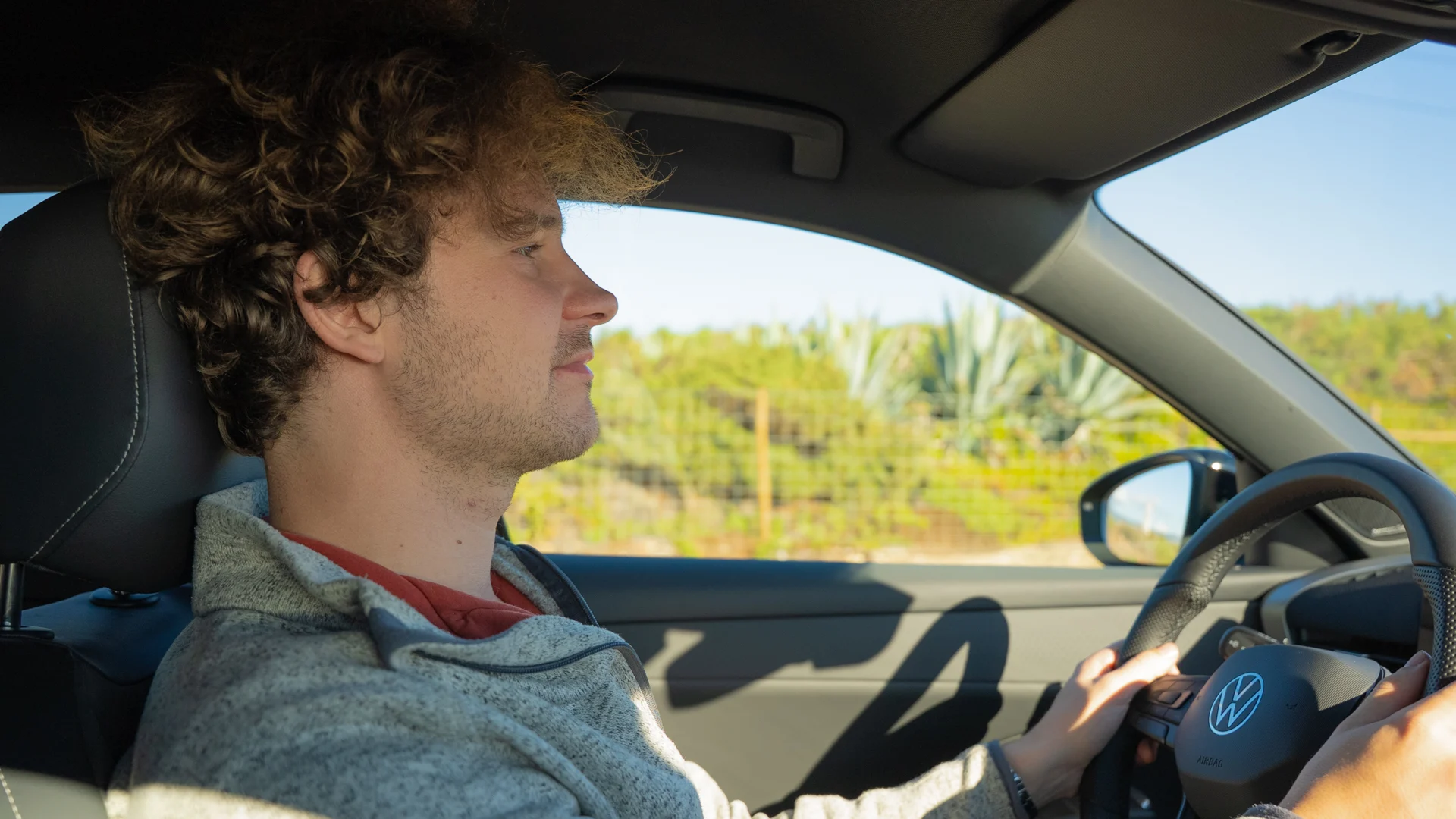 Volkswagen-T-Roc-02cadero