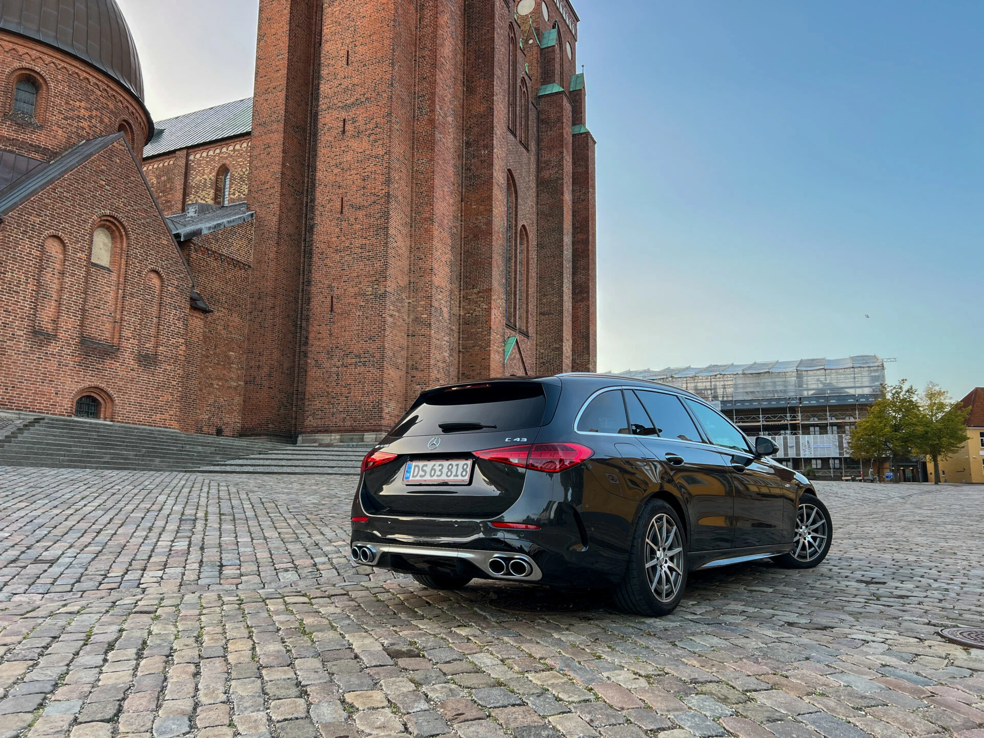 Mercedes-AMG-C-43-Stationcar-33