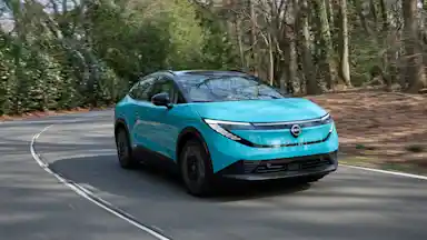 Nissan.Leaf-3