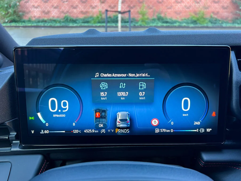 Ford Puma vs Toyota Yaris Cross (32)