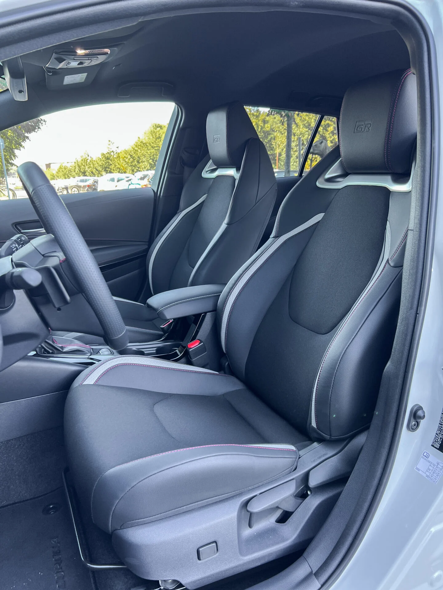 Toyota-Corolla-Touring-Sports-GR-Sport-03