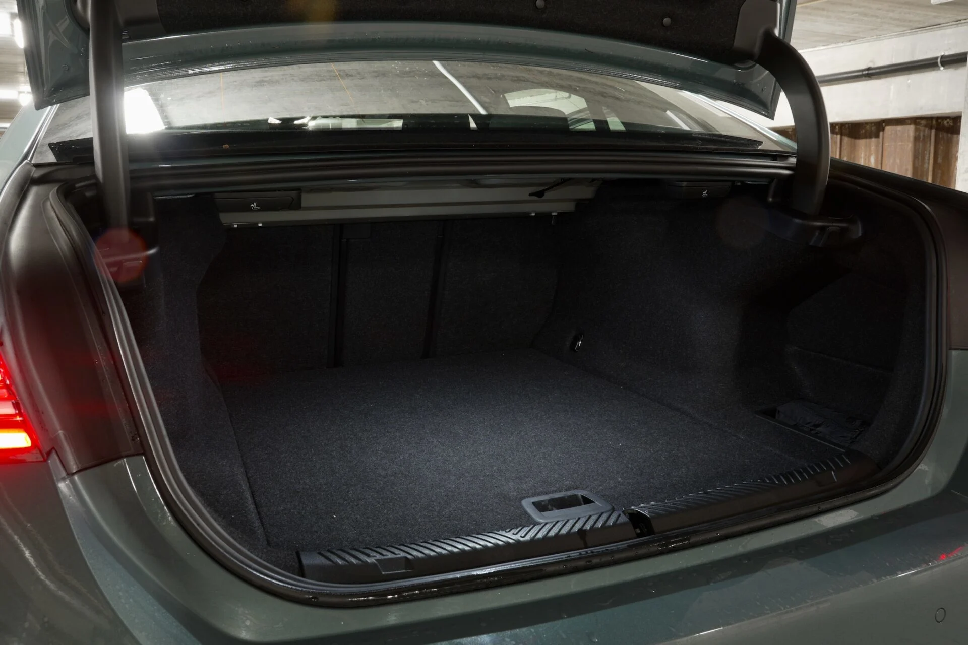 TEST BMW i5 eDrive40 58