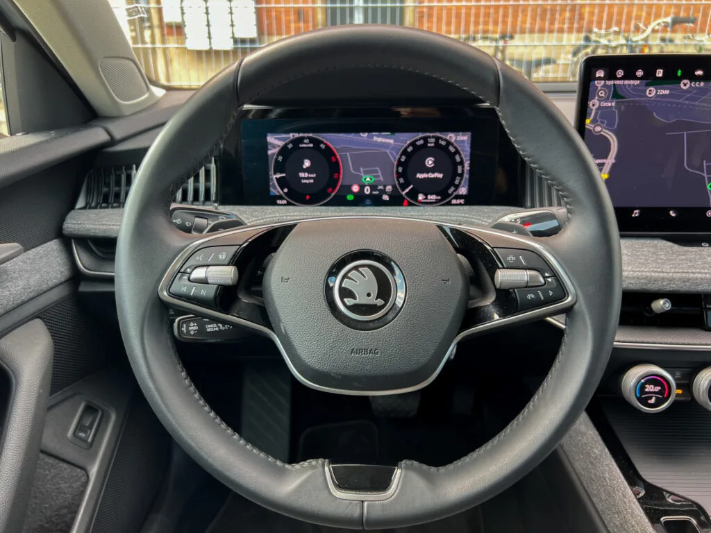 Skoda Superb Combi (3)