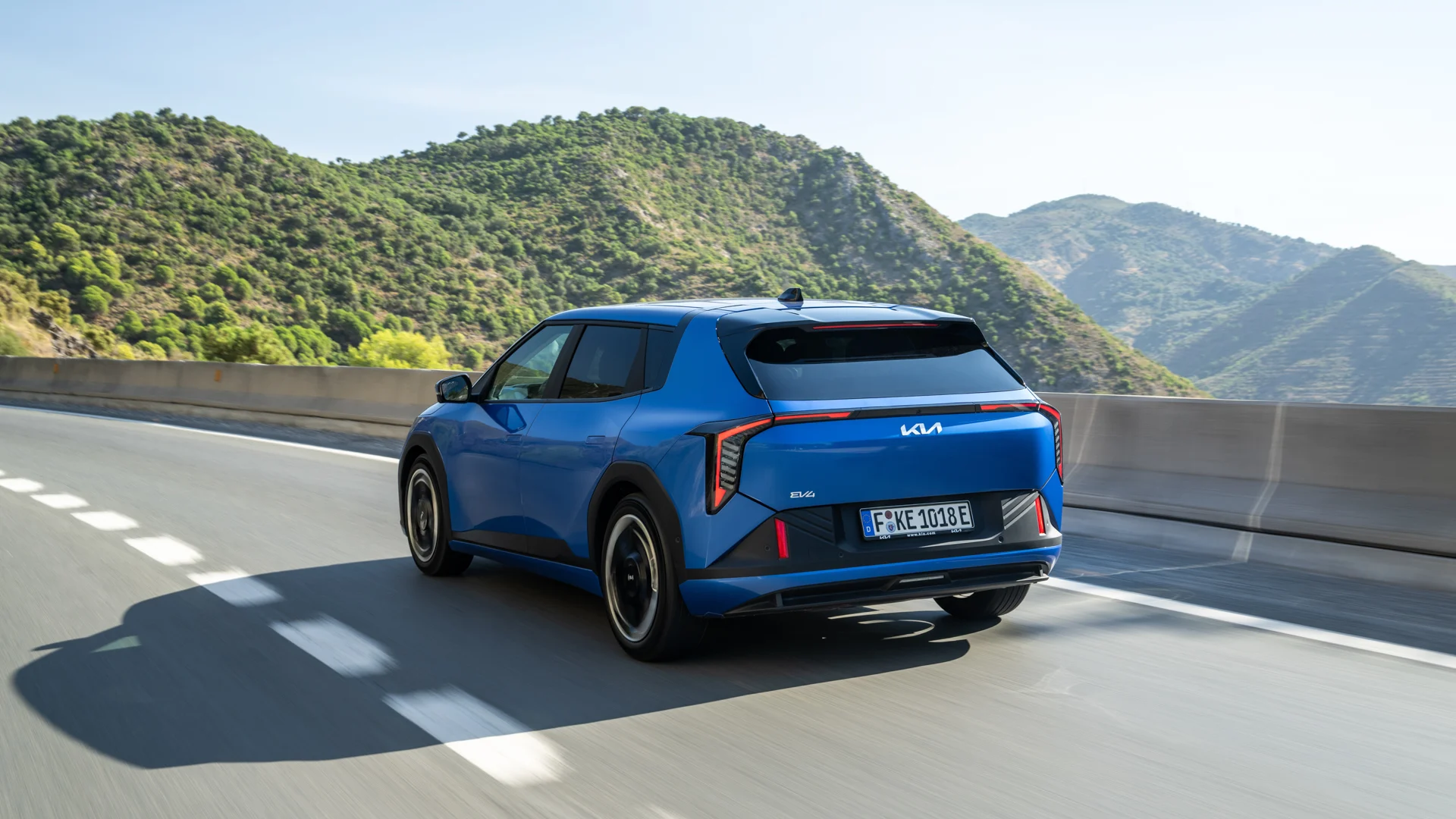 Kia-EV4-08