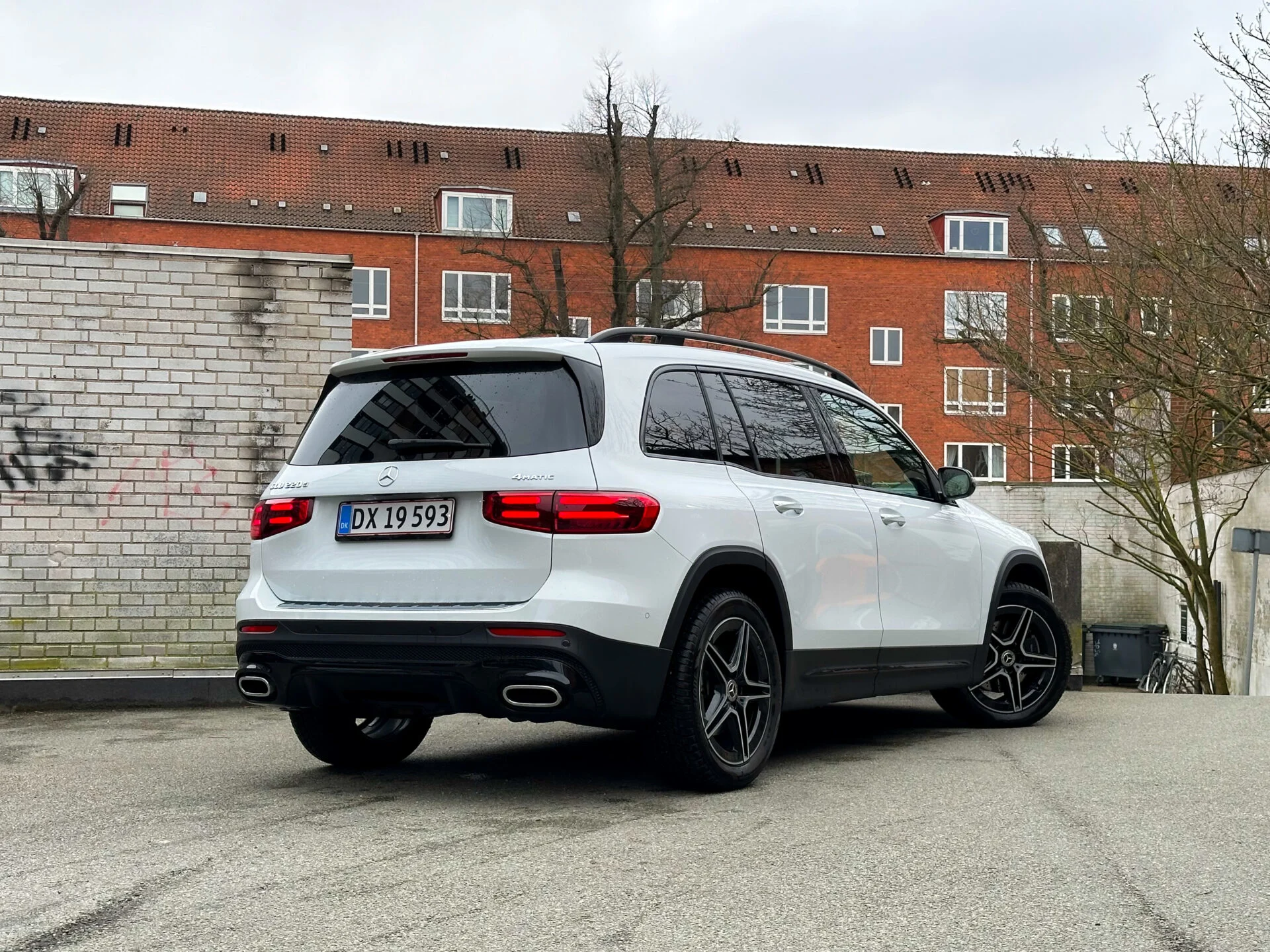 Mercedes-Benz GLB 220d-24