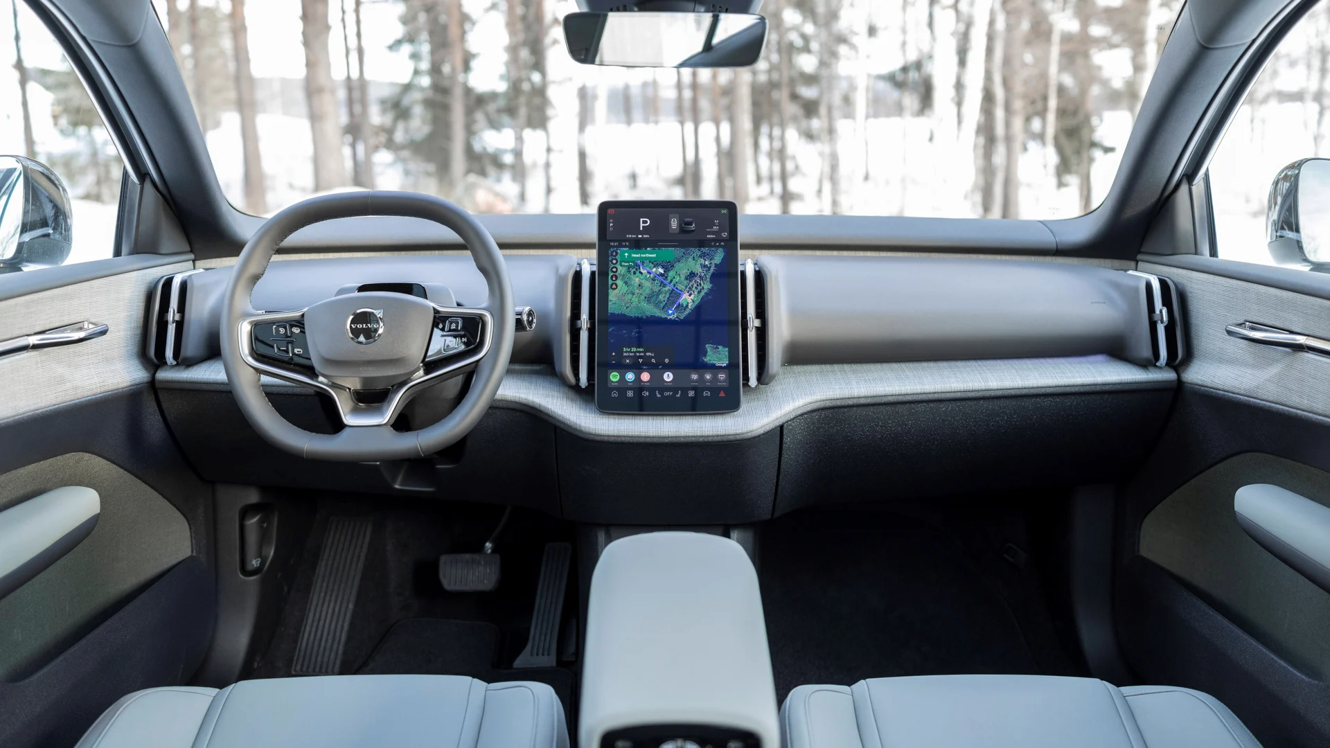 Volvo-EX30-Cross-Country-17