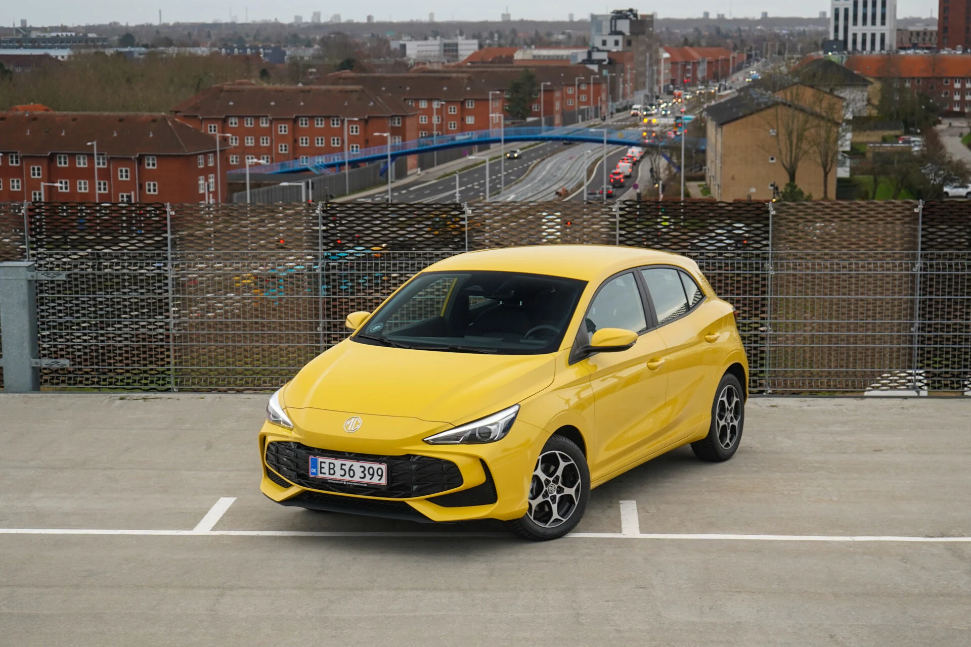 MG3 Hybrid vs Toyota Yaris Hybrid-41