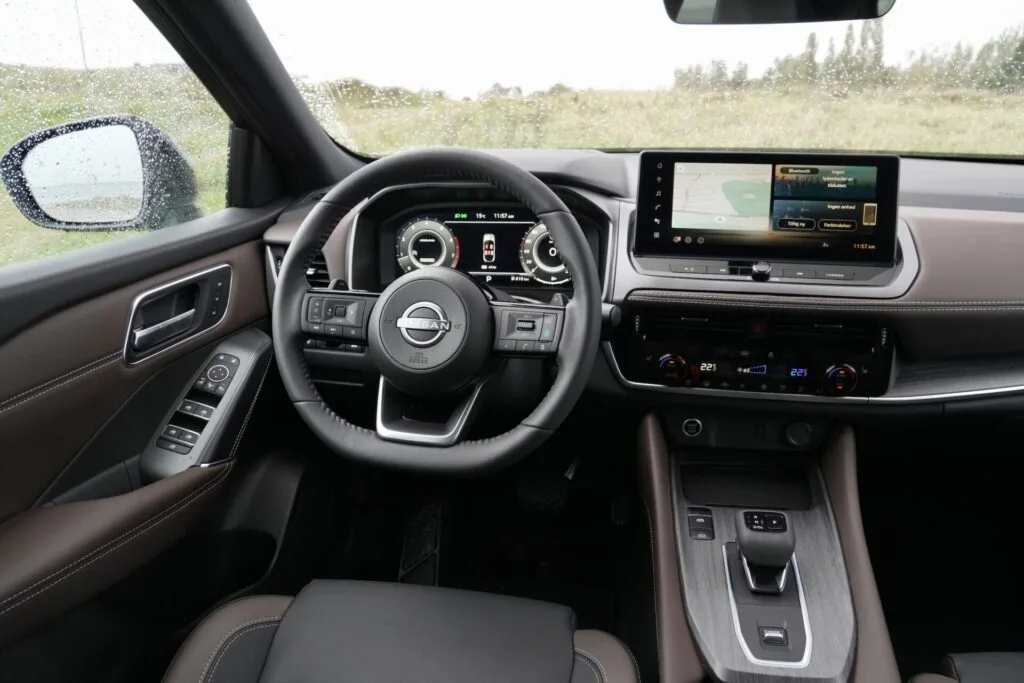 Nissan Qashqai vs Hyundai Tucson (10)