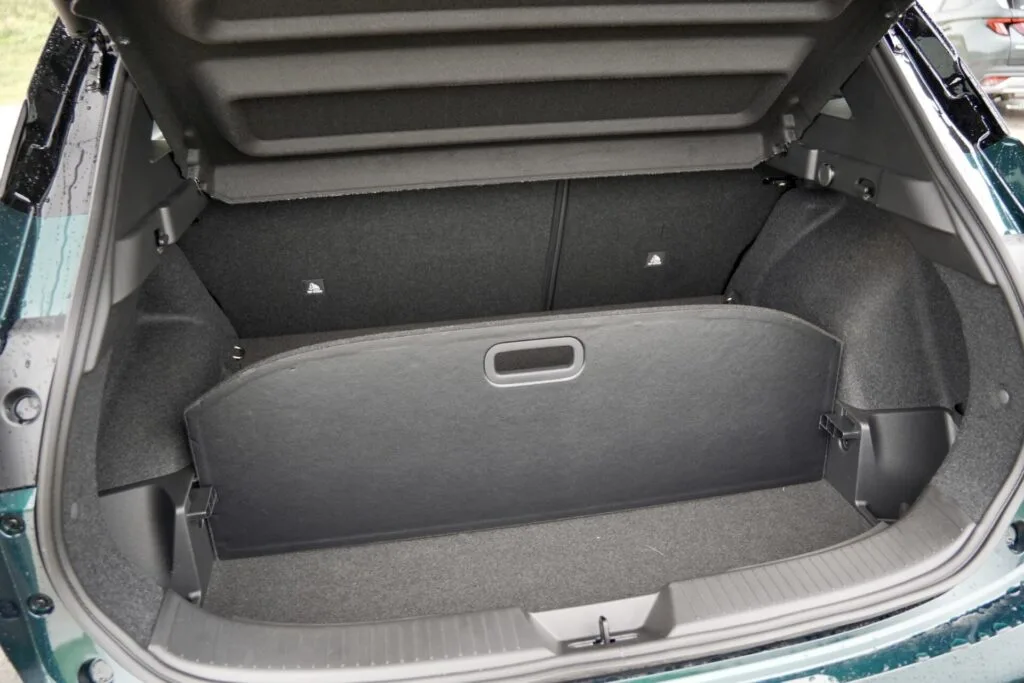 Nissan Qashqai vs Hyundai Tucson (4)