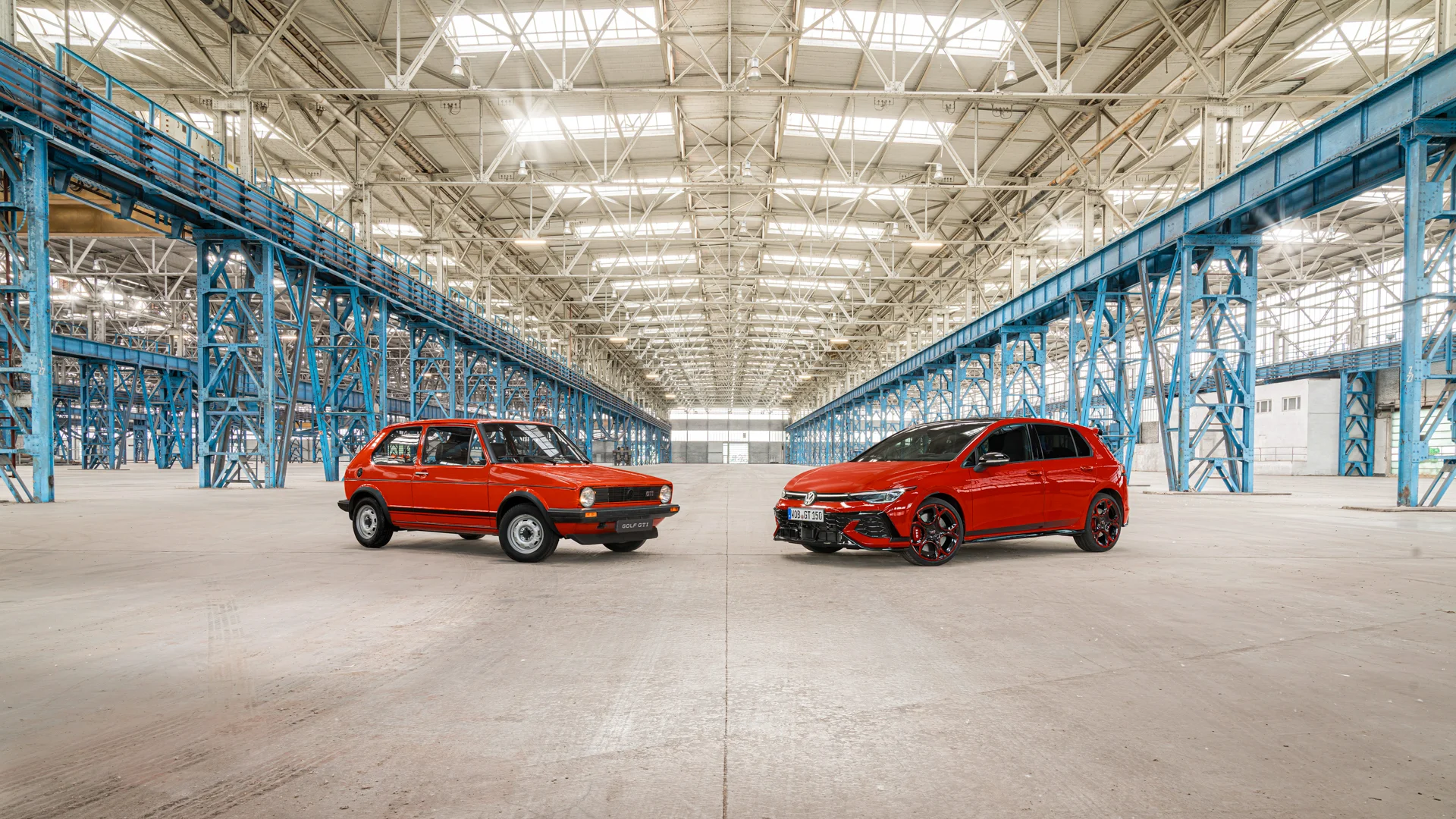 Volkswagen-Golf-GTI-50-1