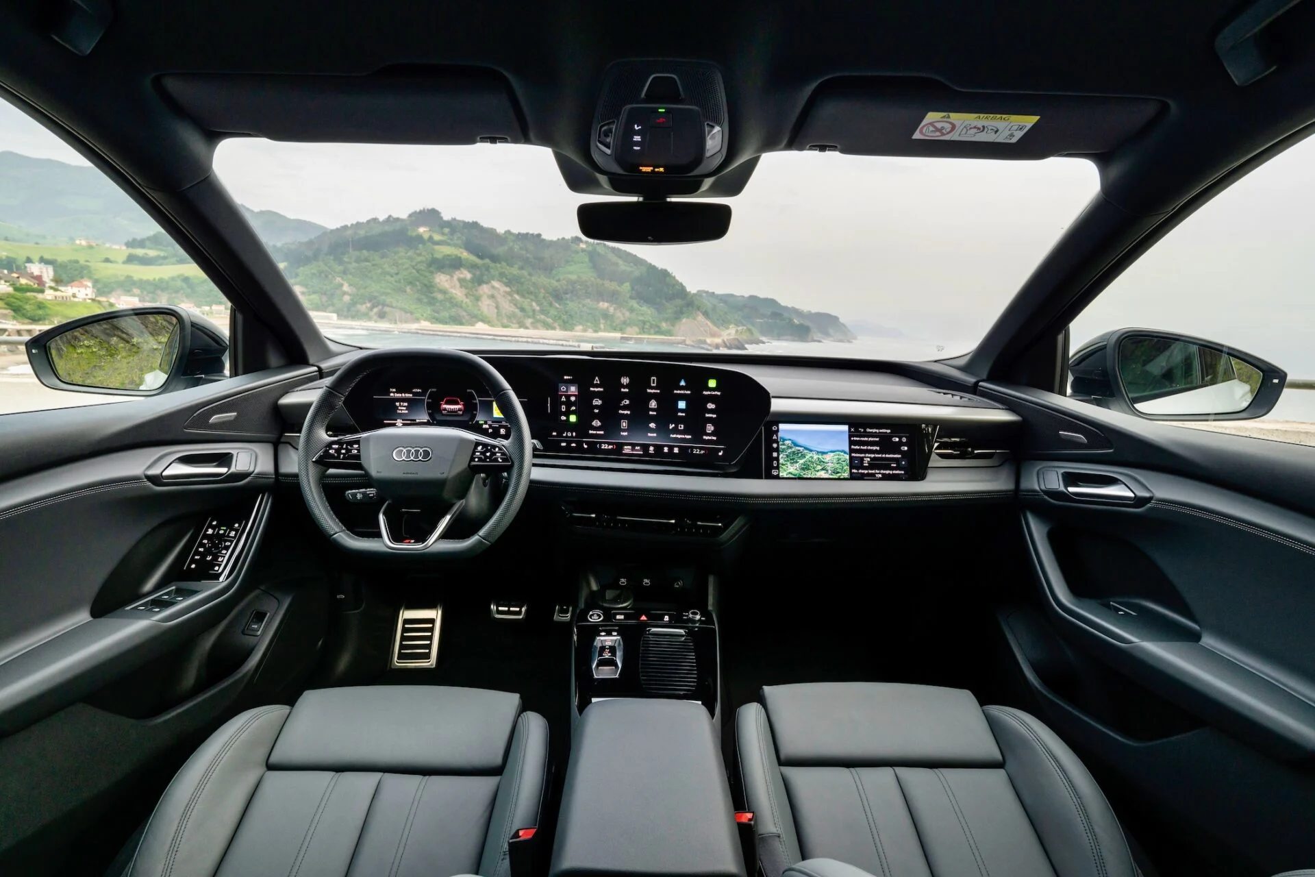 Audi Q6 E-Tron 39Glacier_white.jpg-1