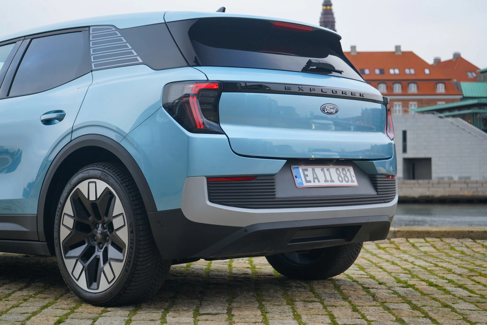 Ford Explorer vs Renault Scenic E-Tech-19