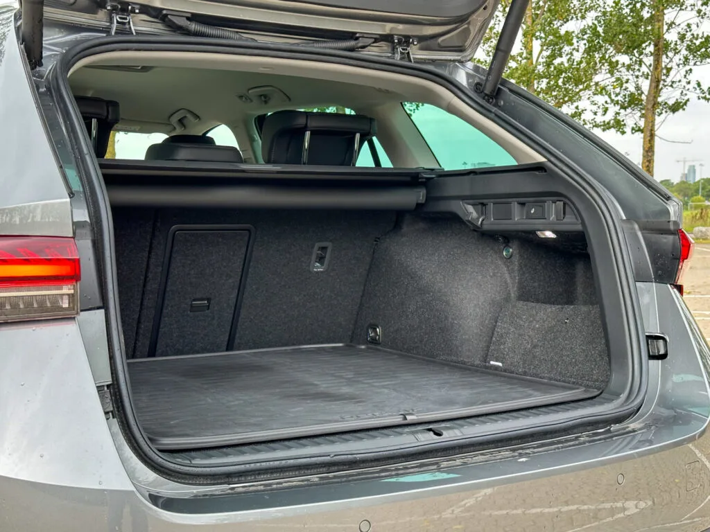 Skoda Octavia Combi (3)