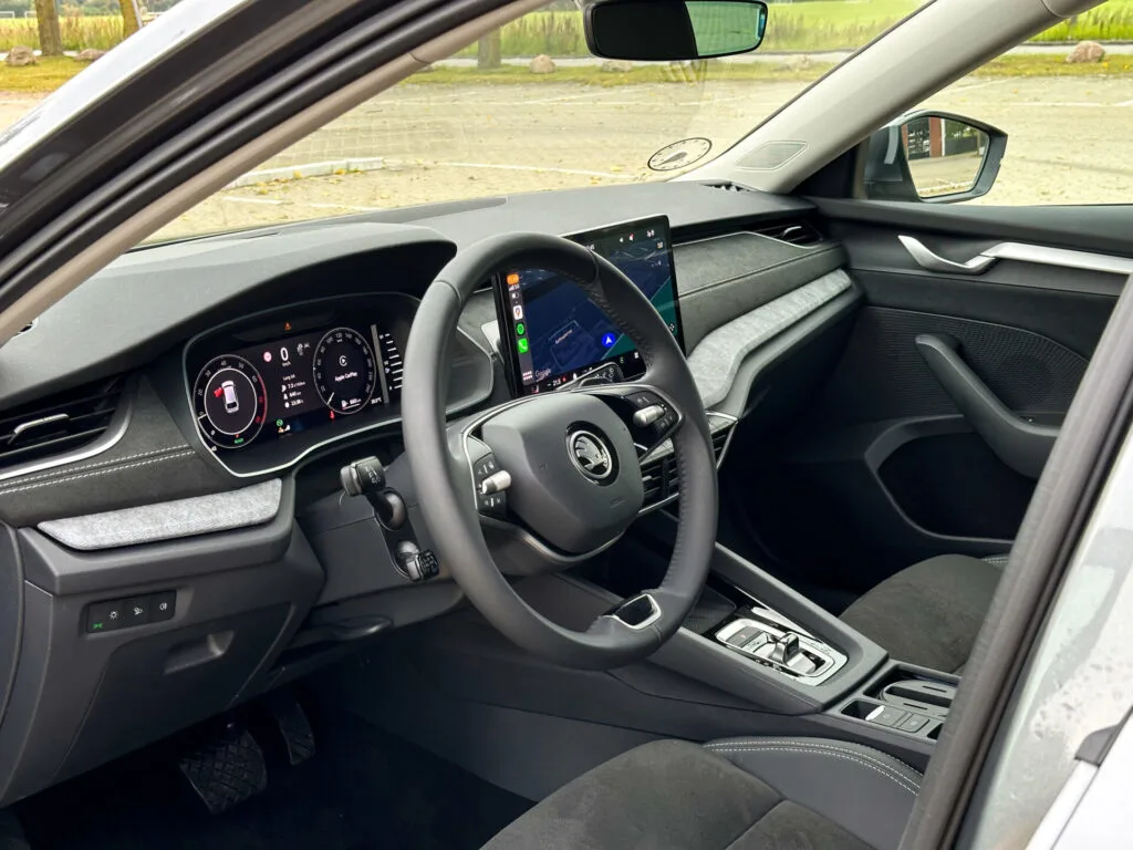 Skoda Octavia Combi (10)