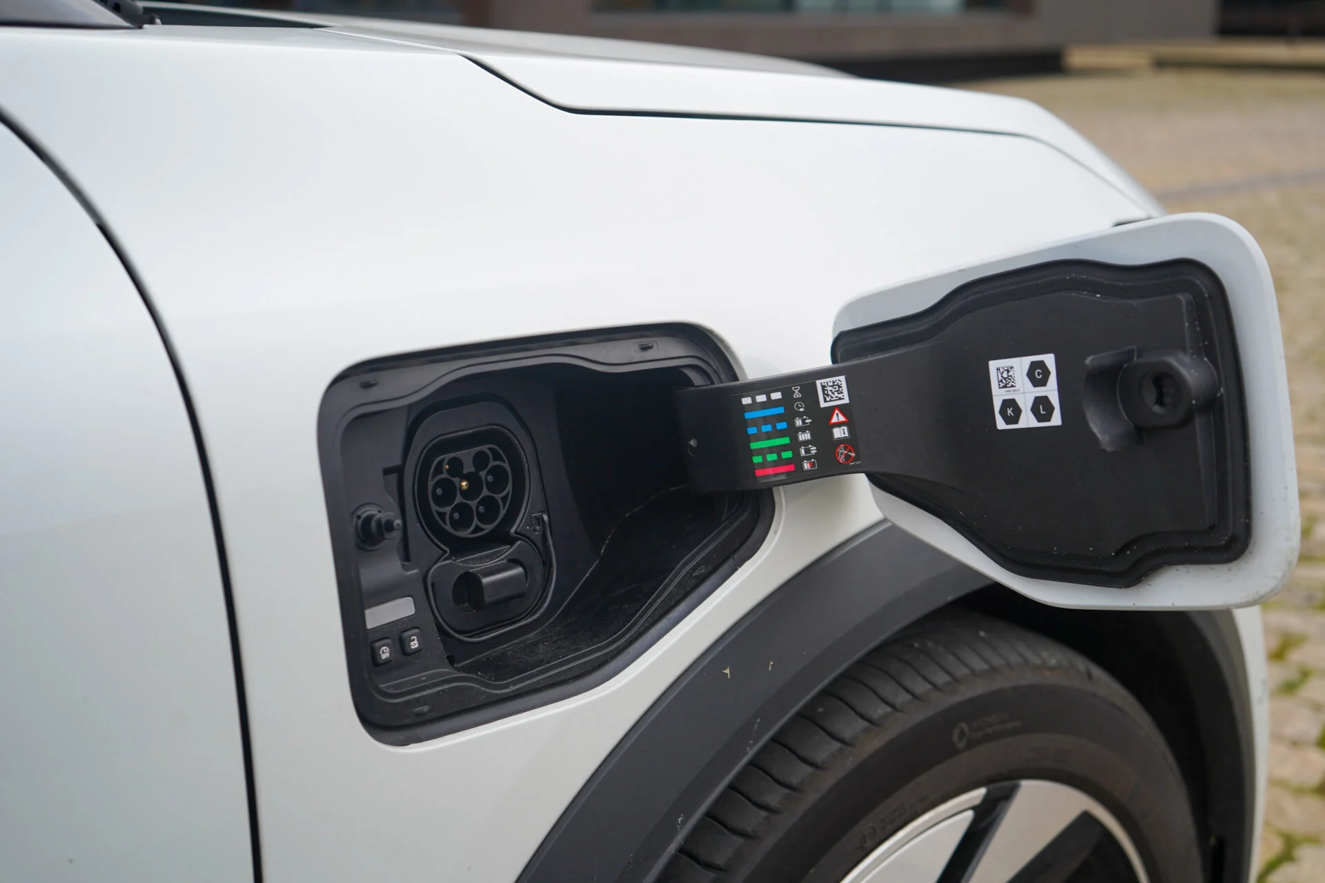 Ford Explorer vs Renault Scenic E-Tech-03