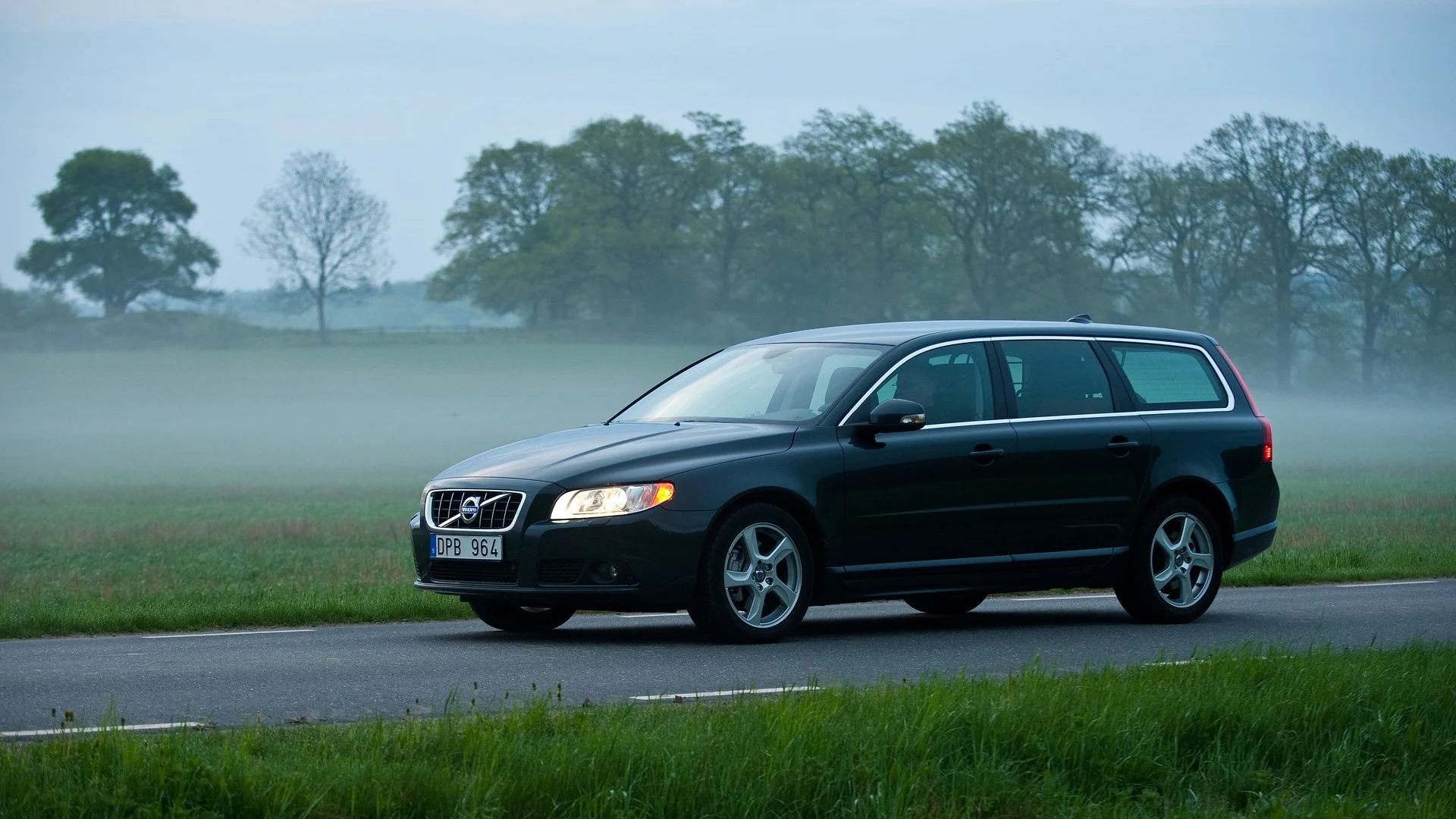 Volvo-V70-05