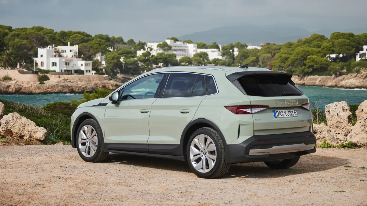 Skoda-Elroq-08