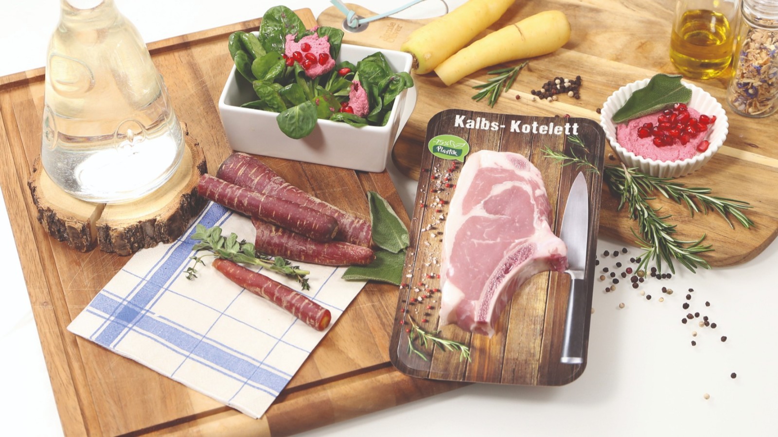 Skinpack/Flatskin from Nemco is the perfect solution for highlighting the product in the refrigerated display. We have a wide range of meat packaging for products such as meat, fish, chicken, vegetables, and ready meals, several of which are reusable or plastic-reduced.