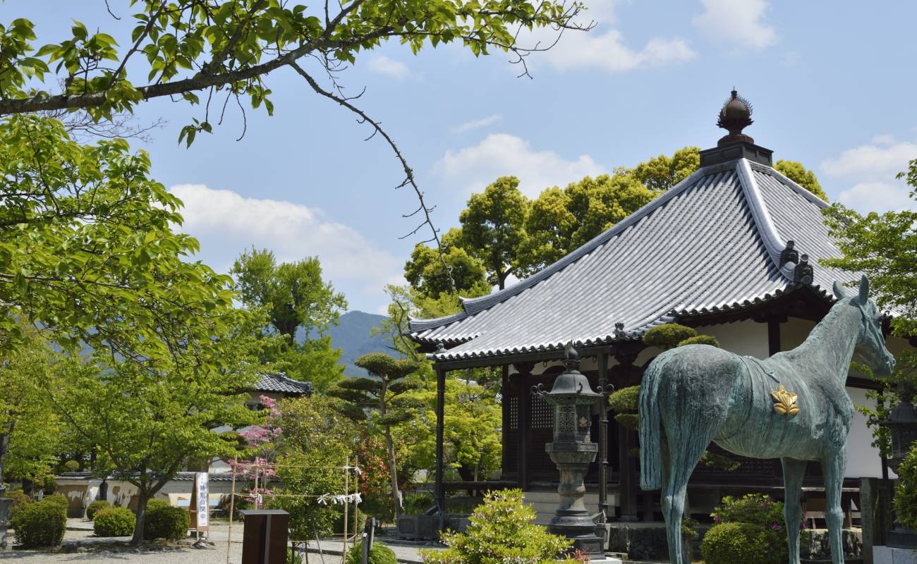 Tachibanadera Temple