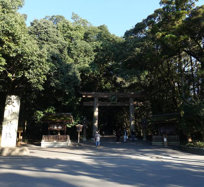 Ohmiwa-jinja Shrine 02