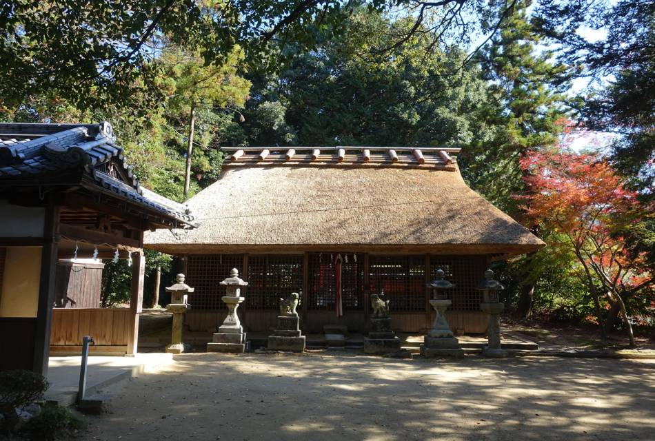 Yatogi-jinja Shrine 01