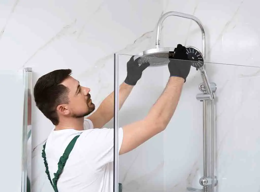 Plumber fitting en suite shower