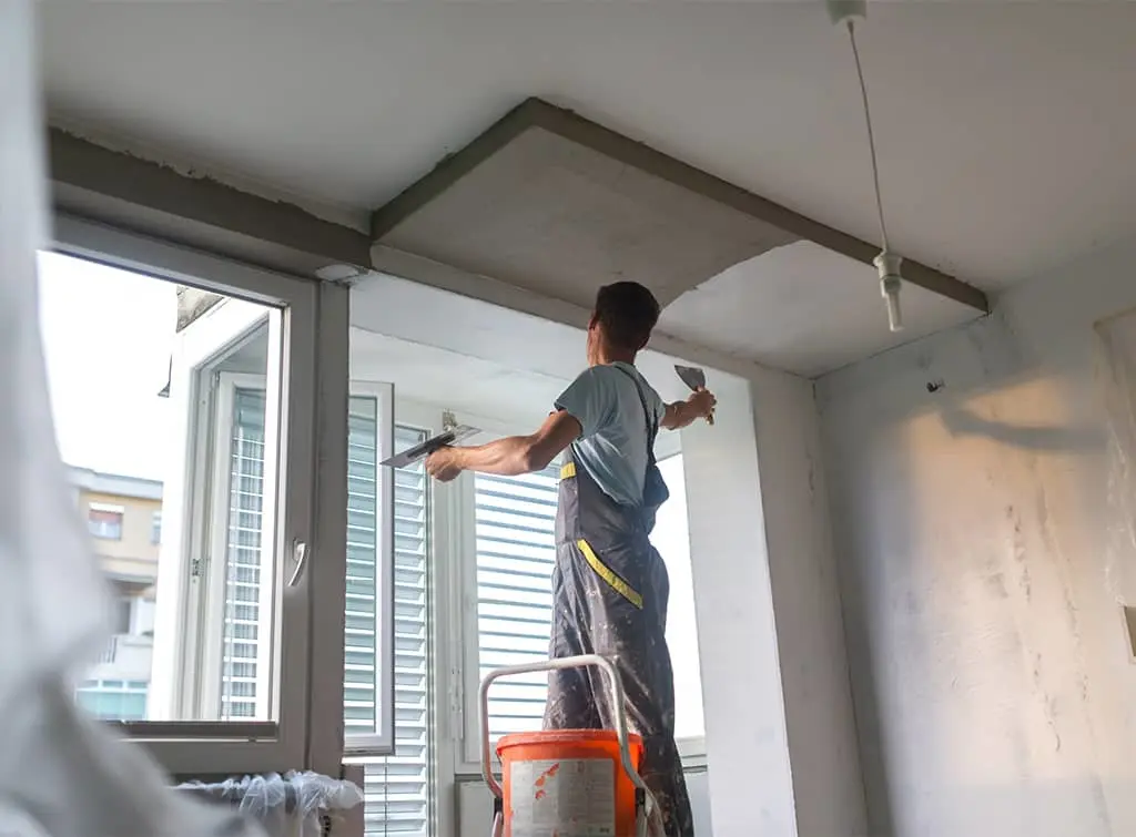 How much does a self employed painter make