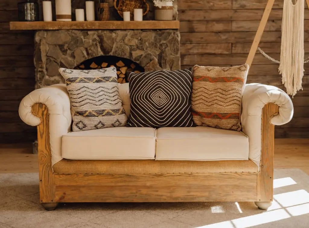 Cosy couch for cottage furniture living room ideas