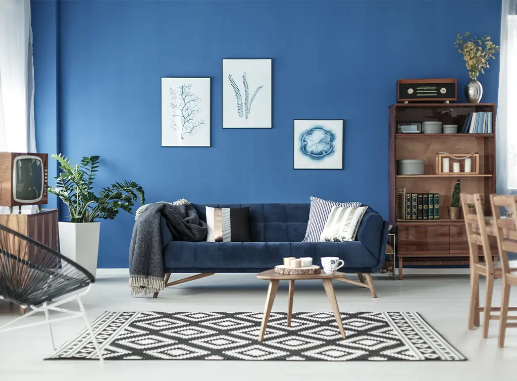 https://www.checkatrade.com/blog/wp-content/uploads/2020/08/Blue-living-room-ideas.jpg
