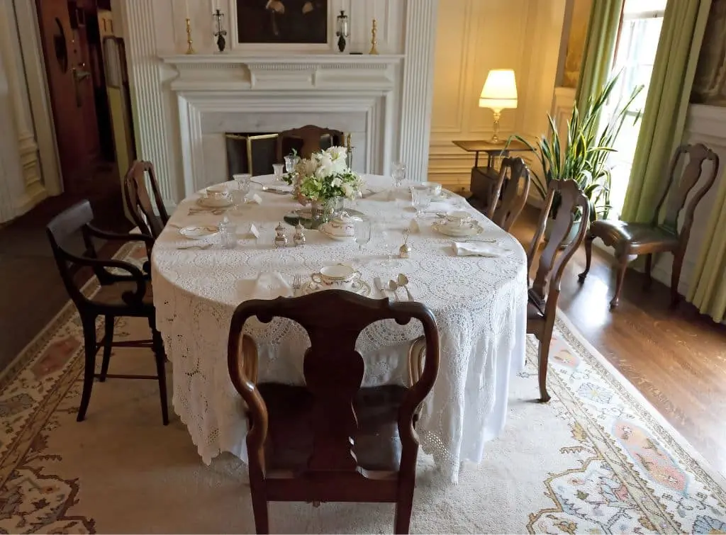 Tradtional dining room inspiration