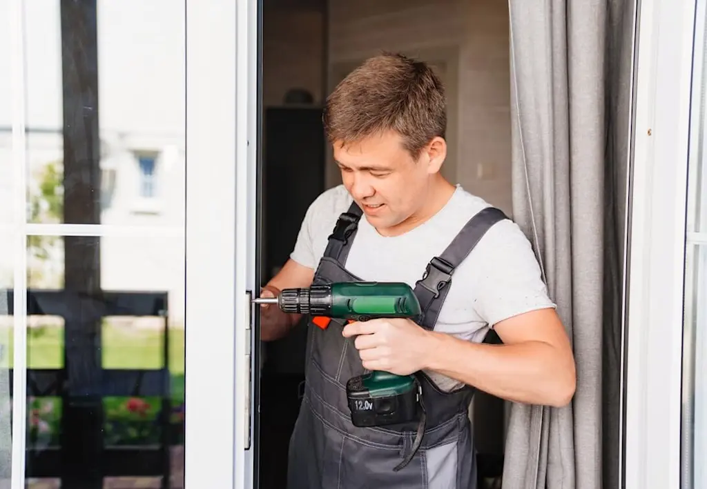 Aligning patio door