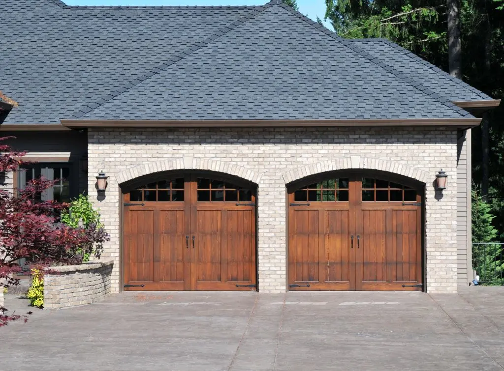 timber garage door colour