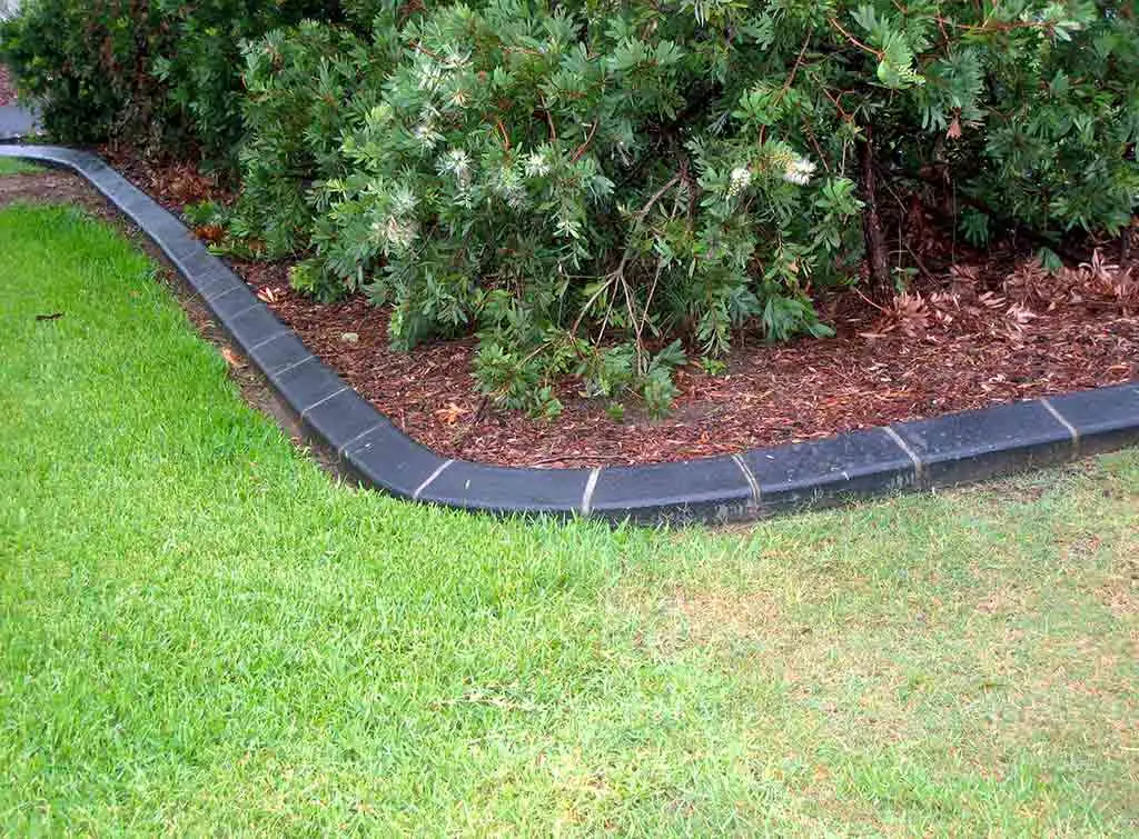 Concrete garden edging ideas
