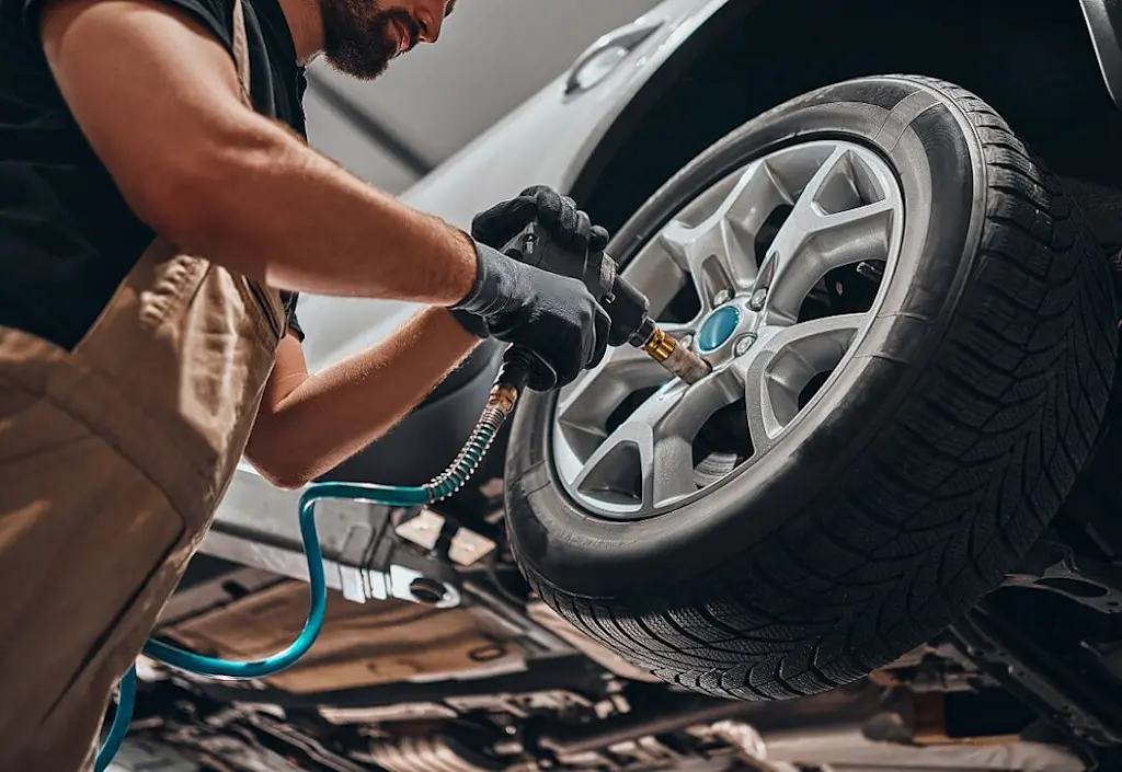 taking wheel off tyre