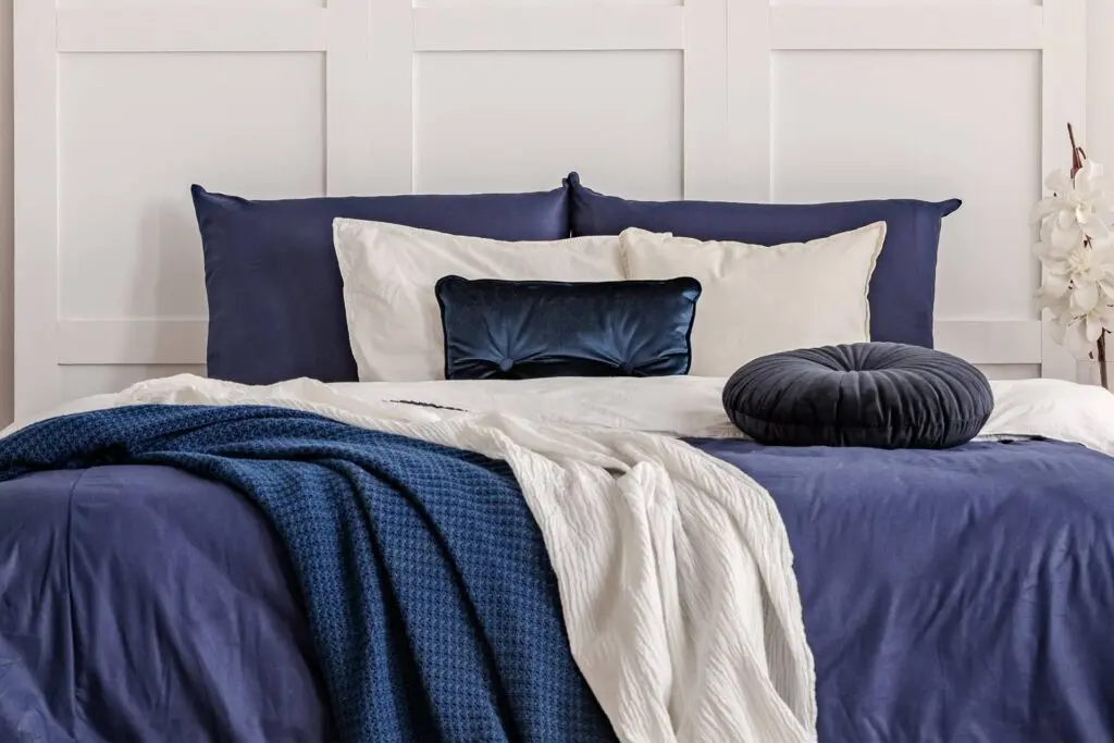 Navy-bedroom-ideas
