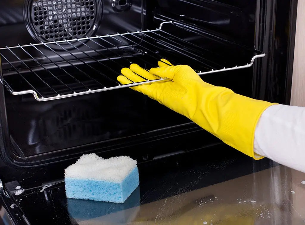 Cleaning oven racks